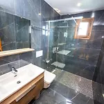 Vista Mare 3* Ksamil