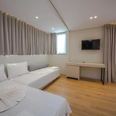 Vista Mare 3* Ksamil