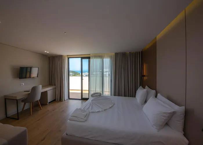 Ξενοδοχείο Vista Mare 3*