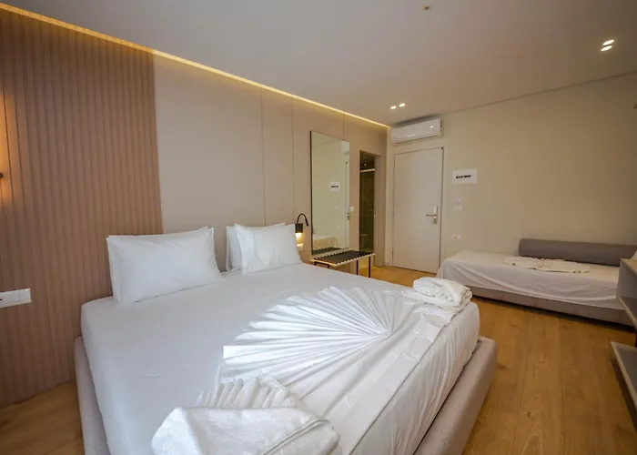 Ξενοδοχείο Vista Mare 3*